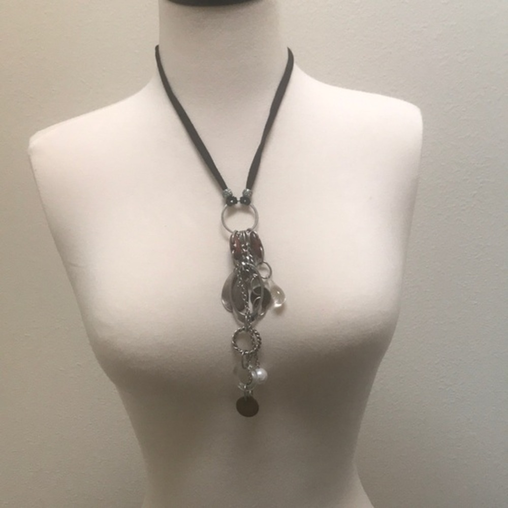 Express necklace